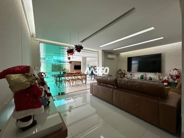 Casa 4 quartos e 5 banheiros, à venda, no bairro Residencial Granville em Goiânia