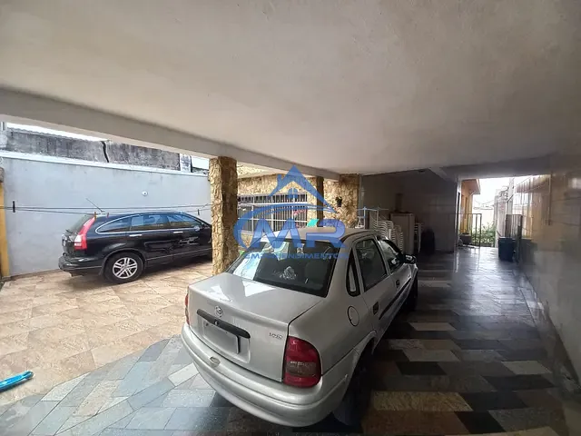 Casa com 300m² 4 quartos e 2 banheiros, à venda, no bairro Vila Buenos Aires em São Paulo