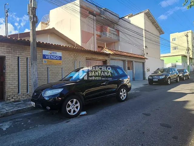 Casa 3 quartos e 2 banheiros, à venda, no bairro Recreio em Vitória da Conquista