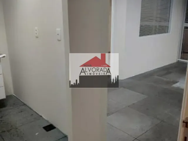 Sala com 80m², para alugar, no bairro Vila Leopoldina em São Paulo