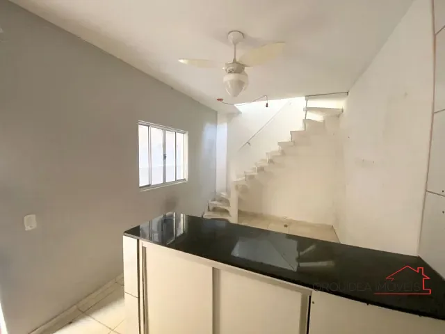 Sobrado com 50m² 1 quarto e 1 banheiro, para alugar, no bairro Vila Brasilina em São Paulo