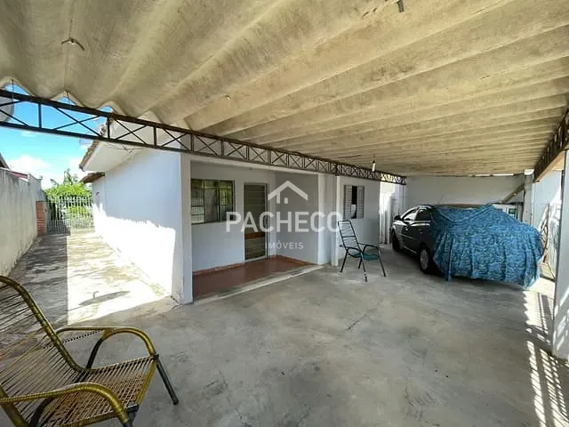 Casa com 300m² 3 quartos e 2 banheiros, à venda, no bairro Jardim São Francisco em Santa Bárbara d'Oeste