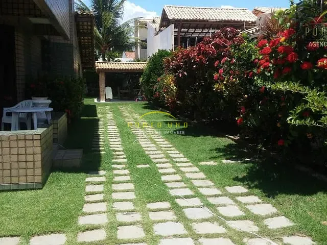 Casa com 900m² 5 quartos e 5 banheiros, à venda, no bairro Itapuã em Salvador