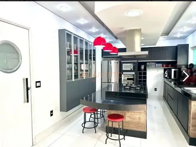 Casa com 415m² 7 quartos e 5 banheiros, à venda, no bairro Jardim das Bandeiras em São Paulo