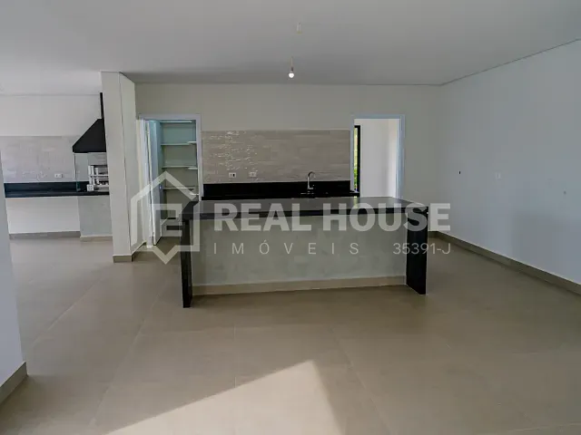 Casa com 1000m² 3 quartos e 4 banheiros, à venda, no bairro Rio Verde em Araçoiaba da Serra