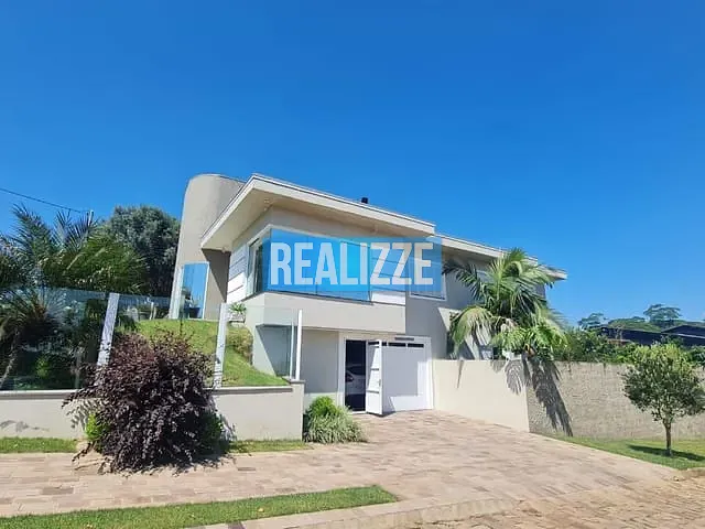 Casa com 324m² 3 quartos e 2 banheiros, à venda, no bairro Colinas Nova Marau em Marau