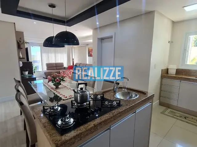 Casa com 324m² 3 quartos e 2 banheiros, à venda, no bairro Colinas Nova Marau em Marau