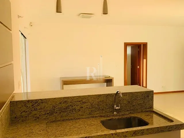 Casa 2 quartos e 2 banheiros, para alugar, no bairro Pernambuco em Tijucas