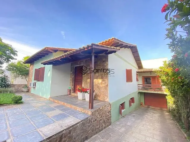 Casa com 297m² 3 quartos e 3 banheiros, à venda, no bairro Centro em Ijuí