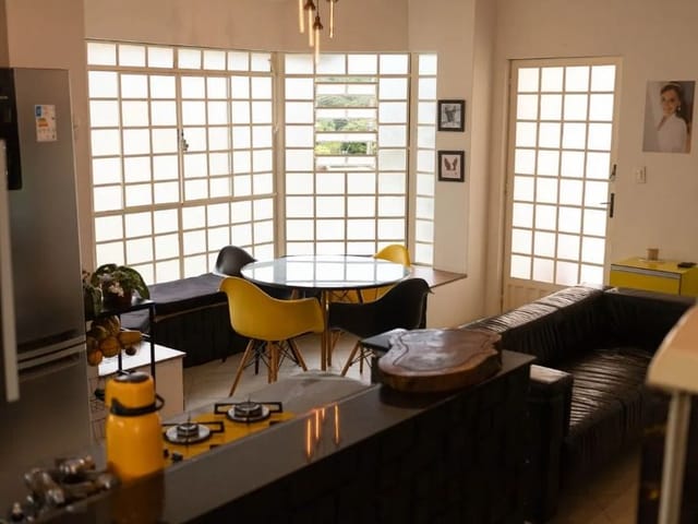 Casa com 1560m² 5 quartos e 2 banheiros, à venda, no bairro Santa Cruz em Juiz de Fora