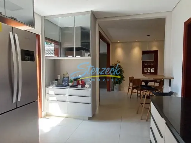 Casa com 600m² 3 quartos e 4 banheiros, à venda, no bairro Santa Rosa em Vinhedo