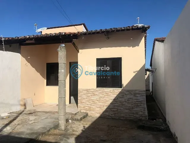 Casa 2 quartos e 1 banheiro, à venda, no bairro Novo Maranguape II em Maranguape
