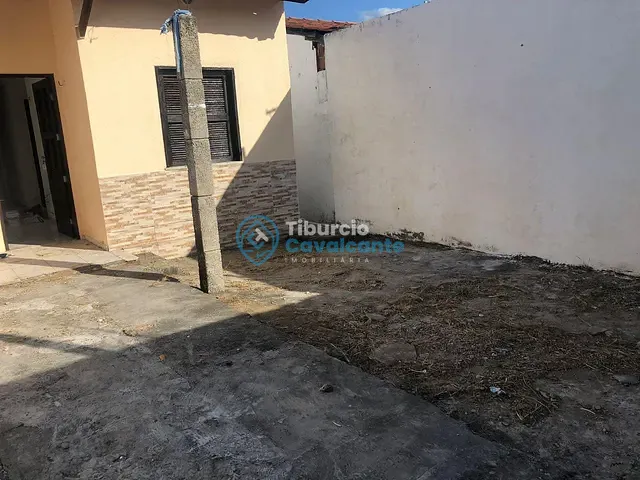 Casa 2 quartos e 1 banheiro, à venda, no bairro Novo Maranguape II em Maranguape