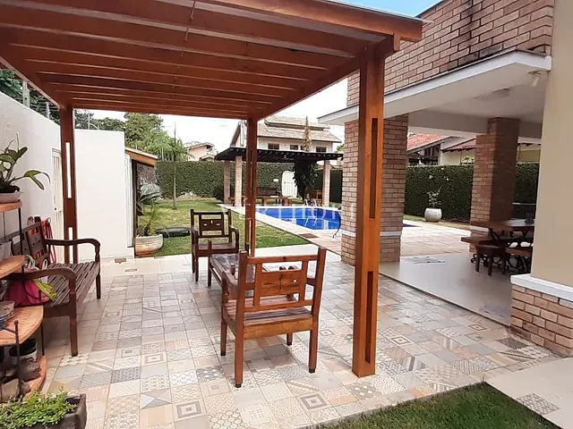 Casa com 641m² 4 quartos e 5 banheiros, à venda, no bairro Mediterrâneo em Londrina