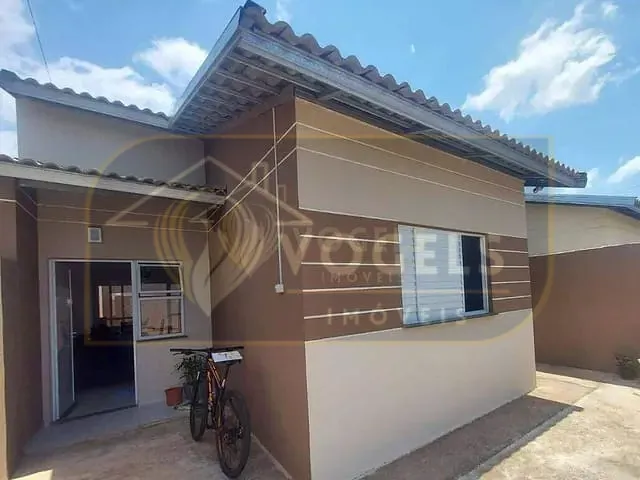 Casa 2 quartos e 1 banheiro, à venda, no bairro Residencial Van Den Broek em Holambra