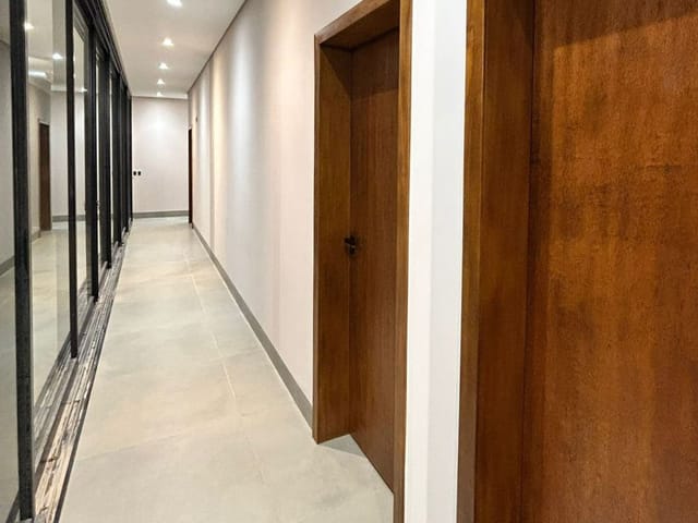Casa 3 quartos e 4 banheiros, à venda, no bairro Zona rural em Abadiânia