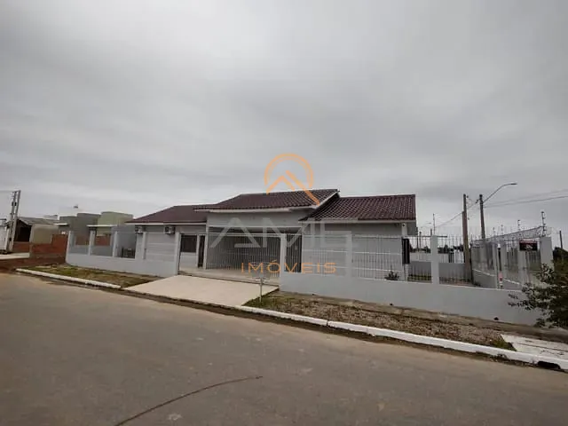 Casa com 180m², à venda, no bairro Dunas em Pelotas