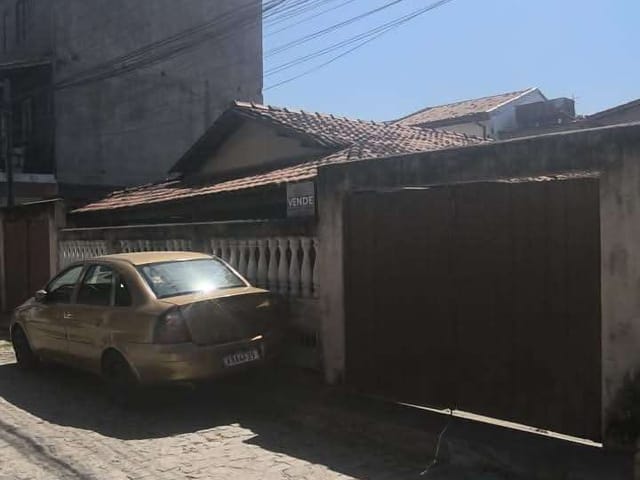 Casa com 247m² 2 quartos e 1 banheiro, à venda, no bairro Nova Aliança em Rio das Ostras