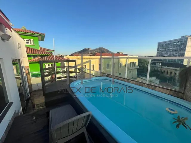 Casa com 164m² 4 quartos e 4 banheiros, à venda, no bairro Centro em Vitória