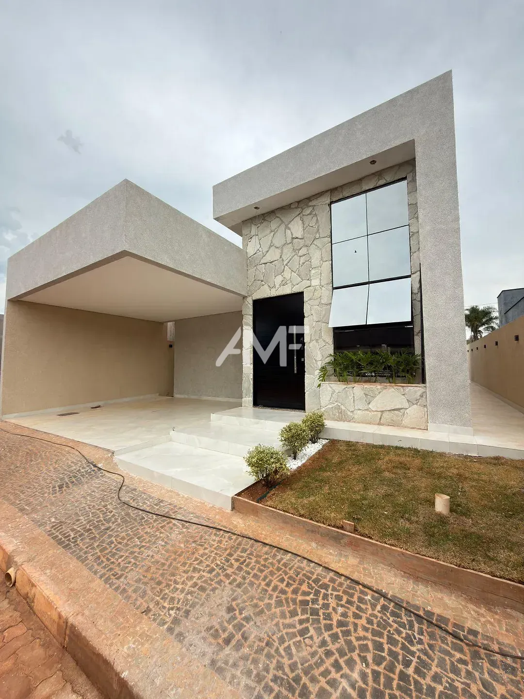 Casa, 3 quartos, 300 m² - Foto 1