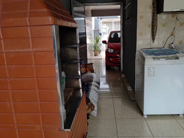 Sobrado 4 quartos e 2 banheiros, à venda, no bairro Parque Erasmo Assunção em Santo André
