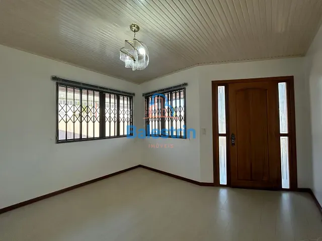 Casa 3 quartos e 2 banheiros, à venda, no bairro São José em Fraiburgo