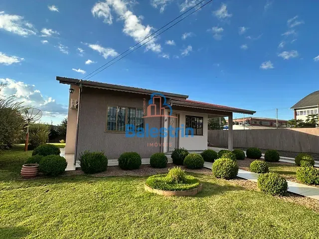 Casa 3 quartos e 2 banheiros, à venda, no bairro São José em Fraiburgo