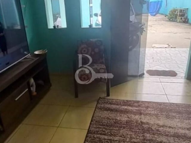 Casa com 140m² 3 quartos e 2 banheiros, à venda, no bairro Parque Jóquei Club em Campos dos Goytacazes