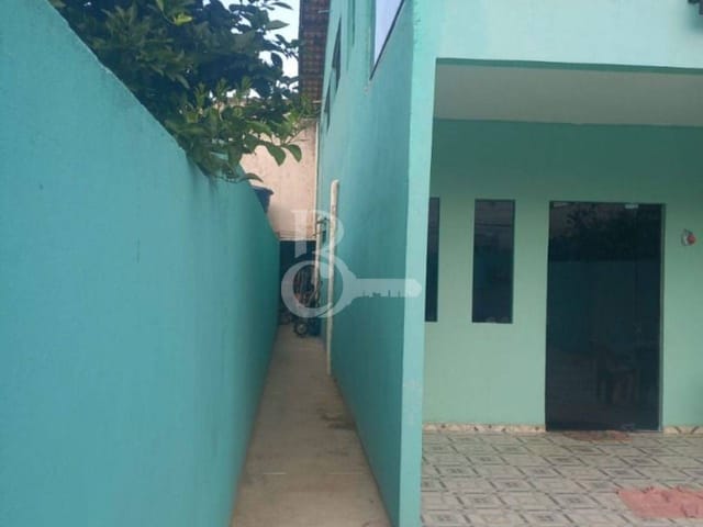Casa com 140m² 3 quartos e 2 banheiros, à venda, no bairro Parque Jóquei Club em Campos dos Goytacazes