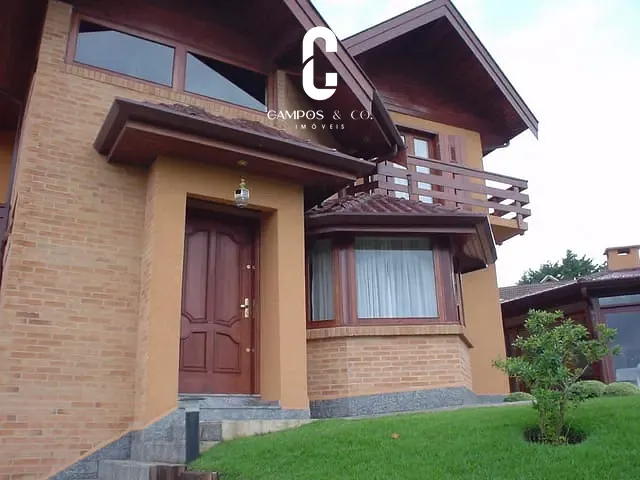 Casa com 1154m² 5 quartos e 7 banheiros, à venda, no bairro Vila Porã em Campos Do Jordão