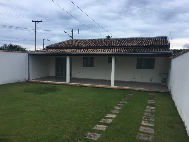 Casa com 223m² 1 quarto e 1 banheiro, para alugar, no bairro Vale do Sol em São Pedro