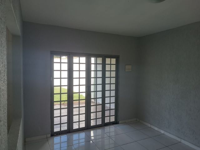 Casa com 223m² 1 quarto e 1 banheiro, para alugar, no bairro Vale do Sol em São Pedro