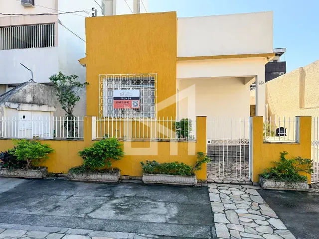 Casa 6 quartos e 4 banheiros, à venda ou para alugar, no bairro Caonze em Nova Iguaçu