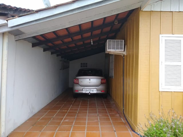 Casa com 260m² 3 quartos e 2 banheiros, à venda, no bairro Praia Alegre em Penha