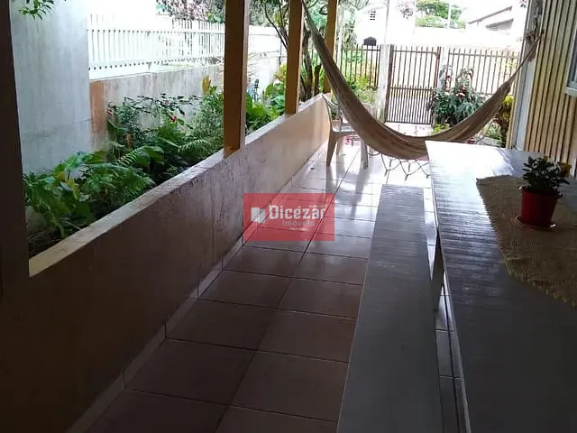Casa com 260m² 3 quartos e 2 banheiros, à venda, no bairro Praia Alegre em Penha