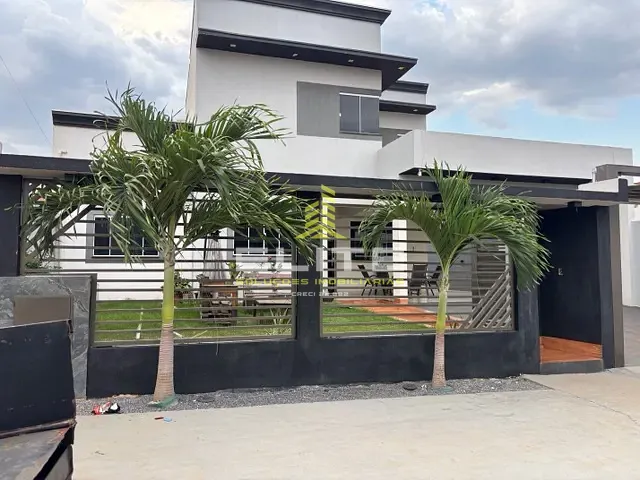 Casa 4 quartos e 3 banheiros, à venda, no bairro Loteamento Monte Líbano I em Sorriso