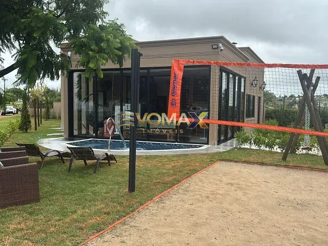 Casa com 480m² 4 quartos e 6 banheiros, à venda, no bairro Terras de Santa Cristina XIII Setor Marina em Paranapanema