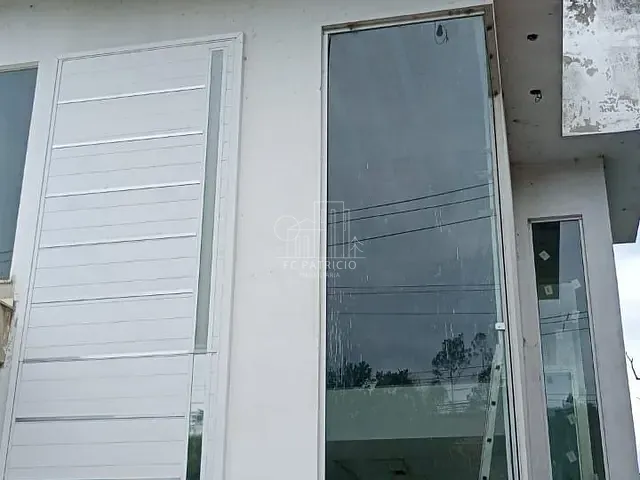 Casa com 900m² 4 quartos e 3 banheiros, à venda, no bairro Citrolândia em Magé