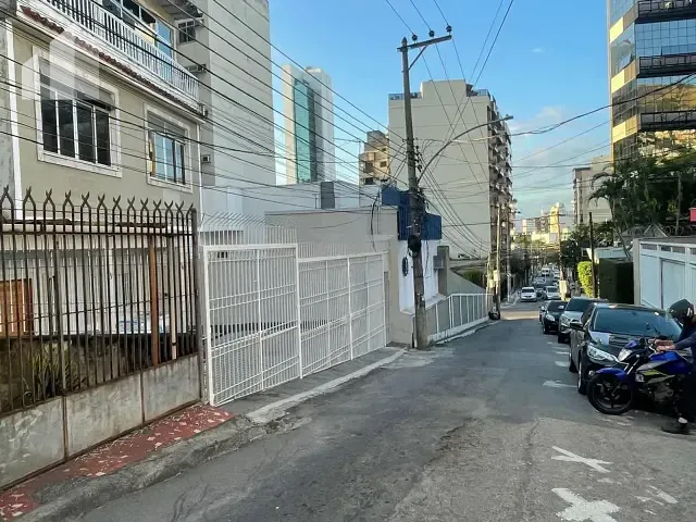Casa com 150m² 2 quartos e 1 banheiro, para alugar, no bairro Centro em Nova Iguaçu
