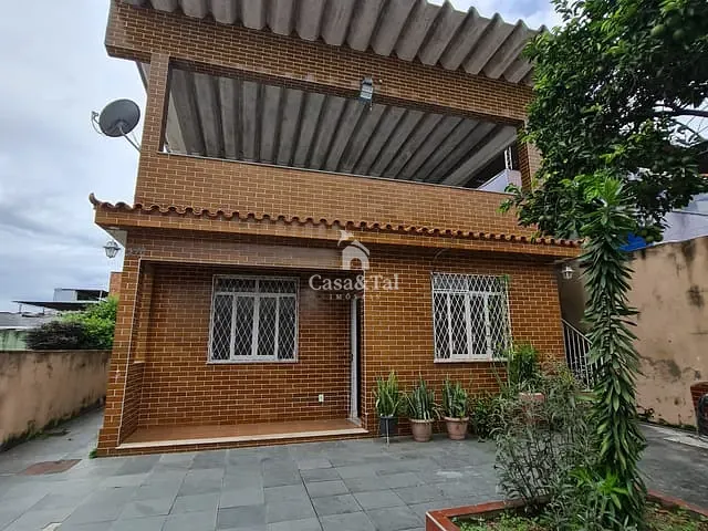 Casa com 200m² 3 quartos e 3 banheiros, à venda, no bairro Vila Rosali em São João de Meriti