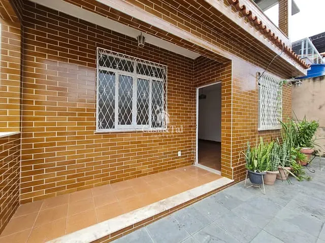 Casa com 200m² 3 quartos e 3 banheiros, à venda, no bairro Vila Rosali em São João de Meriti