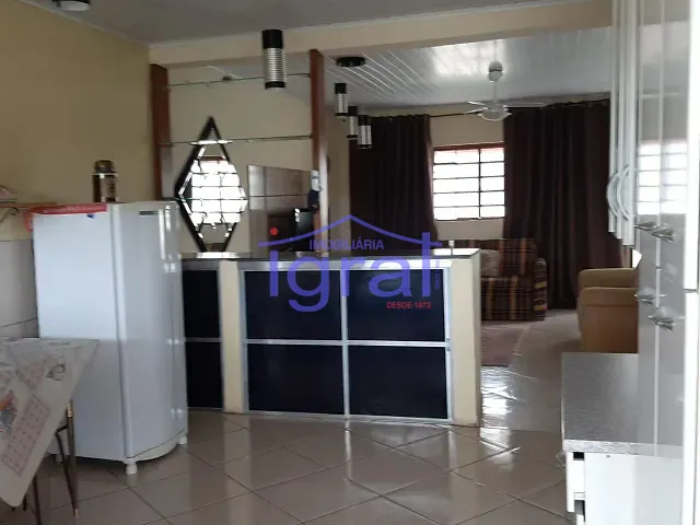 Casa com 1080m² 2 quartos e 2 banheiros, à venda ou para alugar, no bairro Diamantina em Diamantina