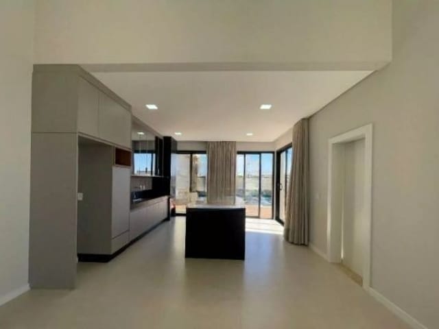 Casa 3 quartos e 5 banheiros, à venda, no bairro Chácara Letônia em Americana