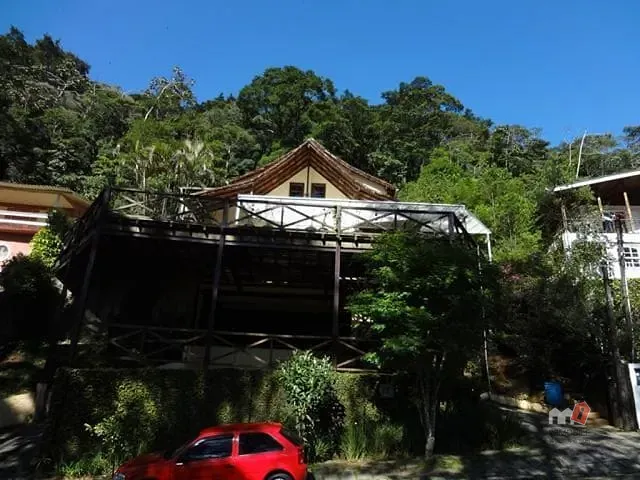 Casa com 1000m², à venda, no bairro Independência em Petrópolis