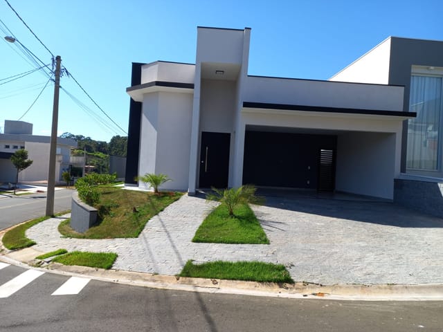 Casa com 330m² 3 quartos e 2 banheiros, à venda, no bairro Jardim São Marcos em Valinhos