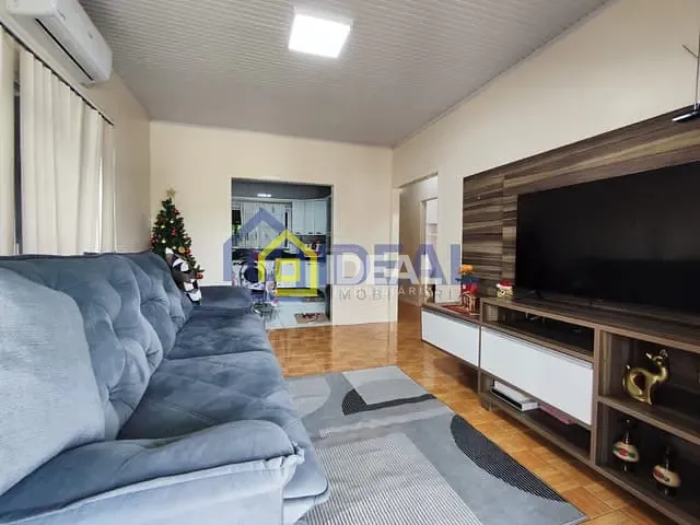 Casa com 117m² 3 quartos e 2 banheiros, à venda, no bairro Centro em Concórdia