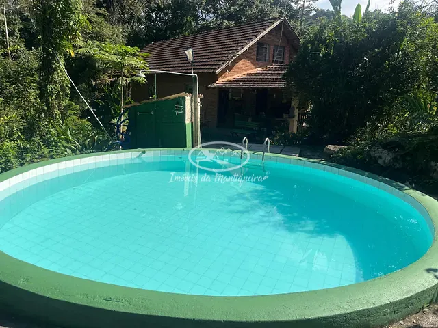 Casa 5 quartos e 3 banheiros, à venda, no bairro Côrrego Frio (Penedo) em Itatiaia