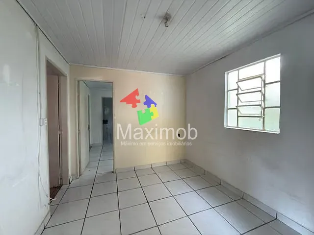 Casa com 260m² 3 quartos e 2 banheiros, à venda ou para alugar, no bairro Vila Isaura em Itapira
