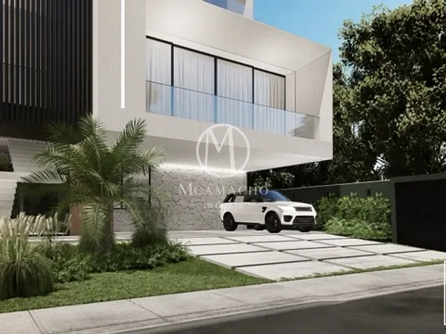 Casa com 680m² 6 quartos e 7 banheiros, à venda, no bairro Barra da Tijuca em Rio de Janeiro