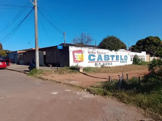 Casa com 448m² 7 quartos e 3 banheiros, à venda, no bairro Cidade Nova (Santa Maria) em Brasília